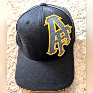 Aero fitch black/blue/yellow hat‎ size medium-extra large